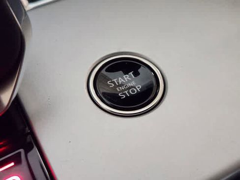 New 2026 Land Rover Range Rover Long Wheelbase SE AWD/4WD image 19