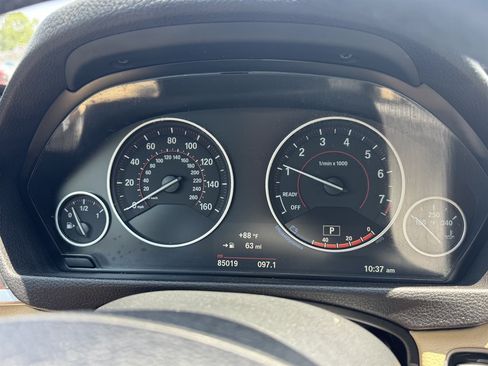 Used 2017 BMW 330i Gran Turismo xDrive AWD/4WD image 6