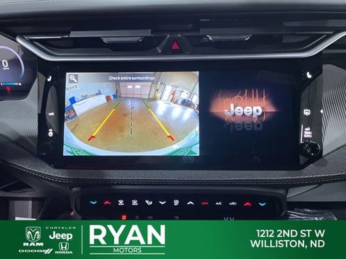 New 2026 Jeep Cherokee Laredo AWD/4WD image 27