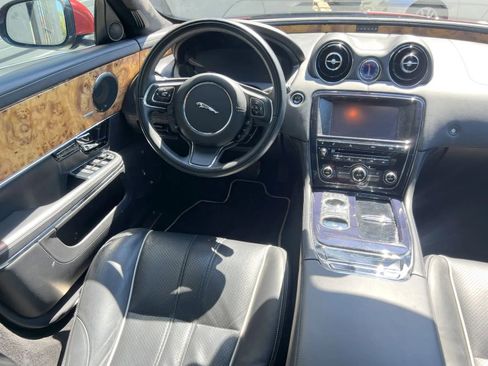 Used 2011 Jaguar XJ XJ Sedan 4D image 16