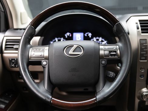 Used 2019 Lexus GX 460 Premium AWD/4WD image 7