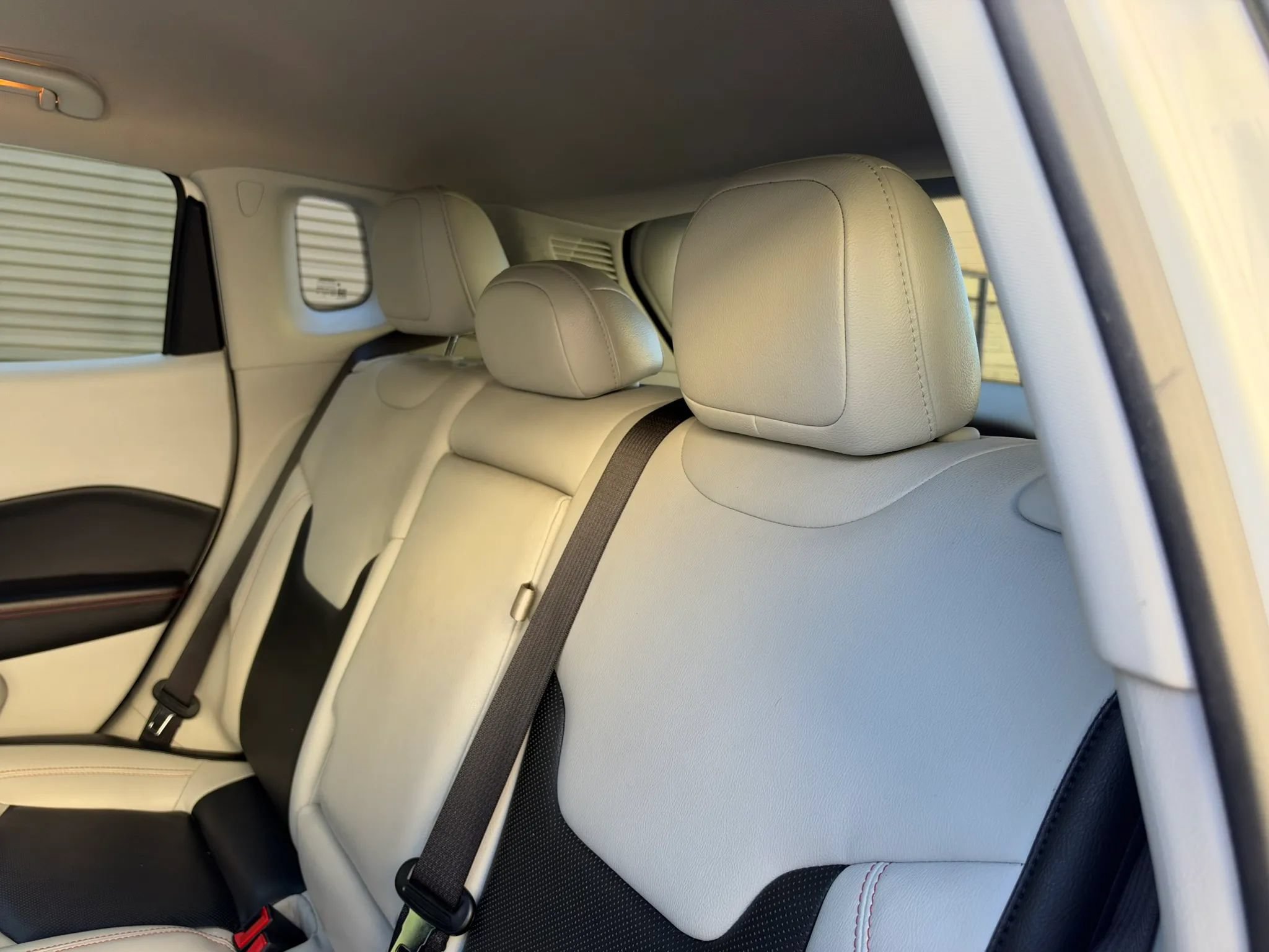 Used 2020 Jeep Compass Limited FWD image 30