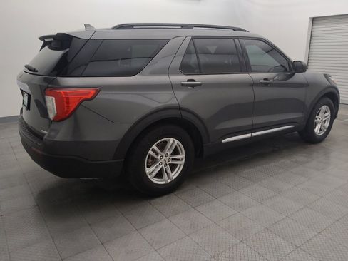 Used 2020 Ford Explorer XLT RWD image 10