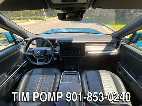 Used 2023 Rivian R1S Adventure AWD/4WD image 24
