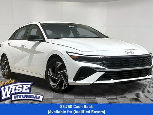 New 2025 Hyundai Elantra SEL image 1