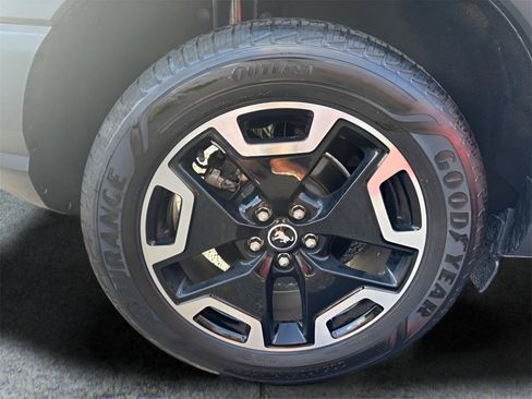 Used 2021 Ford Bronco Sport Outer Banks image 7