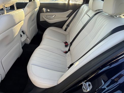 Used 2021 Mercedes-Benz E 350 Sedan image 32