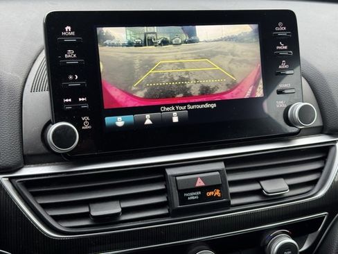 Used 2022 Honda Accord Sport image 31