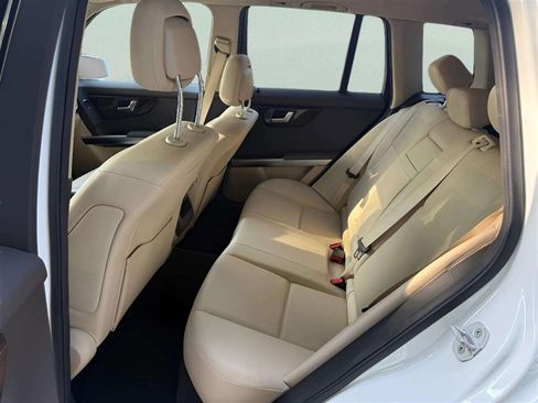 Used 2015 Mercedes-Benz GLK 350 2WD image 10