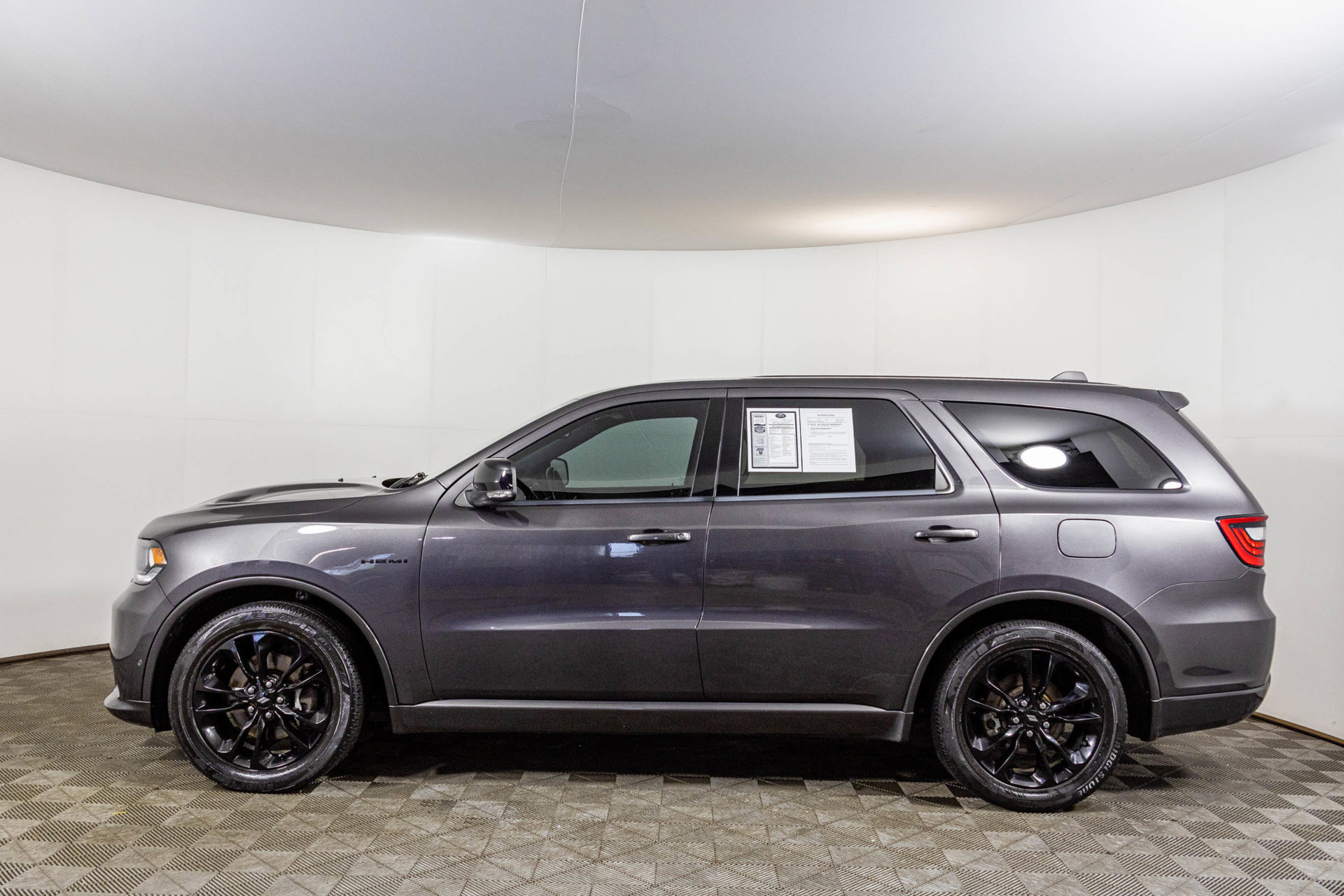 Used 2020 Dodge Durango R/T w/ Blacktop Package AWD/4WD image 24