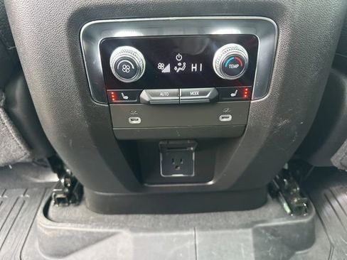 Used 2023 GMC Yukon Denali w/ LPO, Floor Liner Package image 33