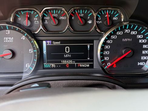 Used 2016 Chevrolet Suburban LT AWD/4WD image 21