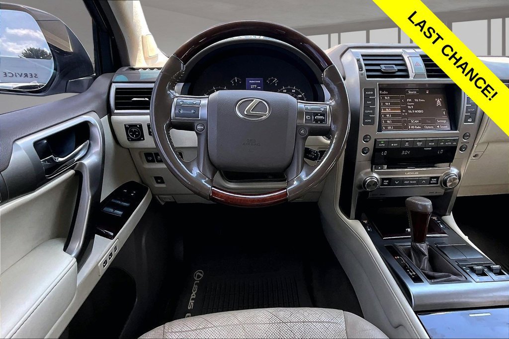 Used 2016 Lexus GX 460 w/ Premium Package AWD/4WD image 5