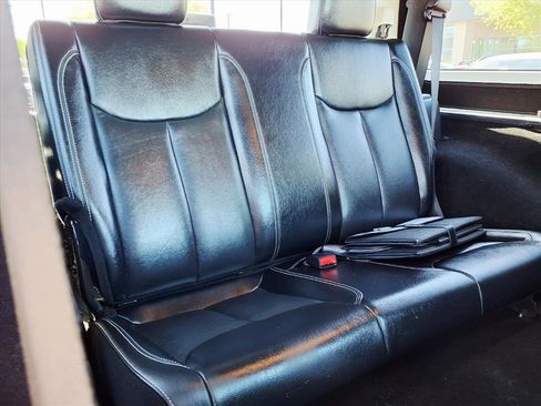 Used 2018 Jeep Wrangler Sahara w/ Connectivity Group image 13