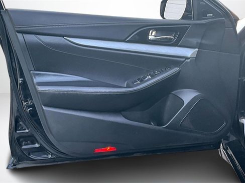 Used 2017 Nissan Maxima 3.5 SL image 19