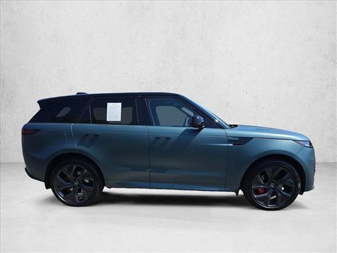 Certified 2025 Land Rover Range Rover Sport Dynamic SE AWD/4WD image 4