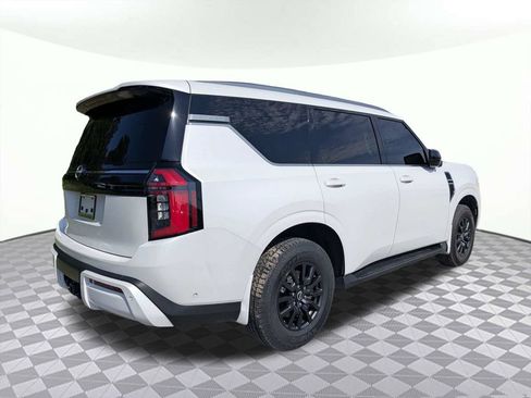 Used 2025 Nissan Armada SV RWD image 3