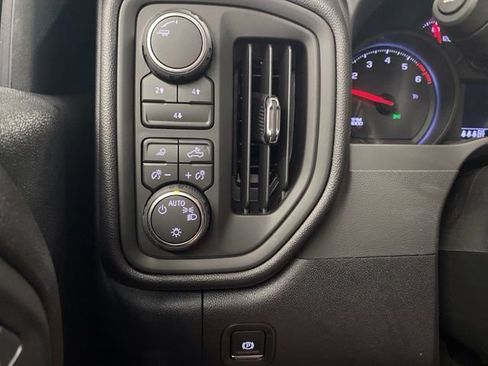 New 2026 Chevrolet Silverado 2500 Custom w/ Custom Value Package AWD/4WD image 30