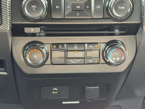 Used 2018 Ford F150 XLT AWD/4WD image 5