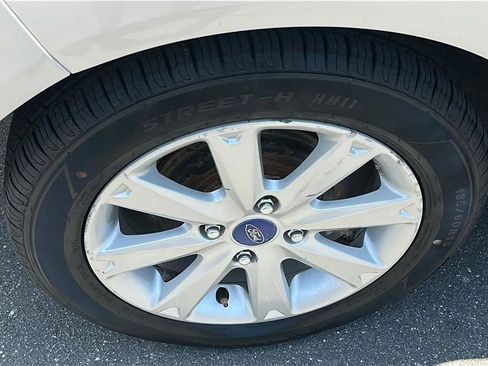 Used 2012 Ford Fiesta SE FWD image 18