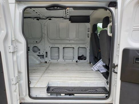 Used 2016 Ford Transit 250 130 Low Roof RWD image 12