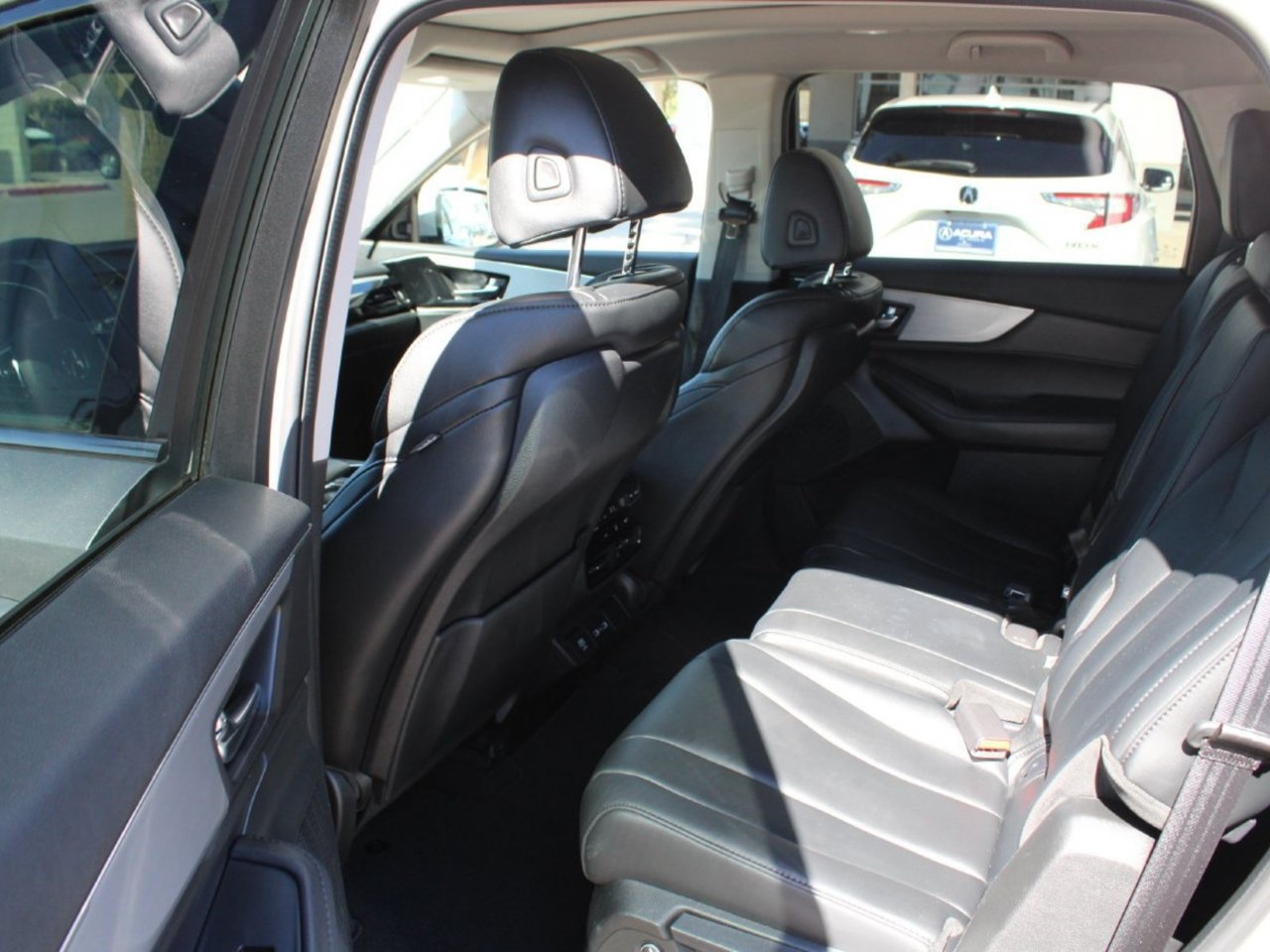 Certified 2024 Acura MDX FWD image 12
