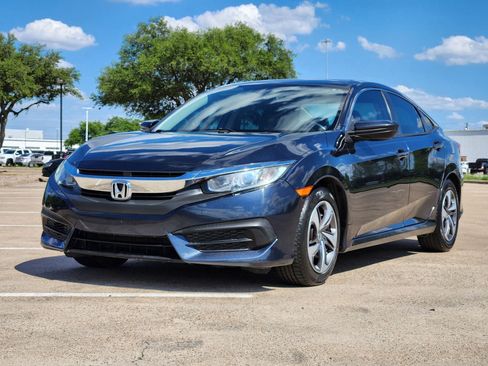 Used 2017 Honda Civic EX image 2