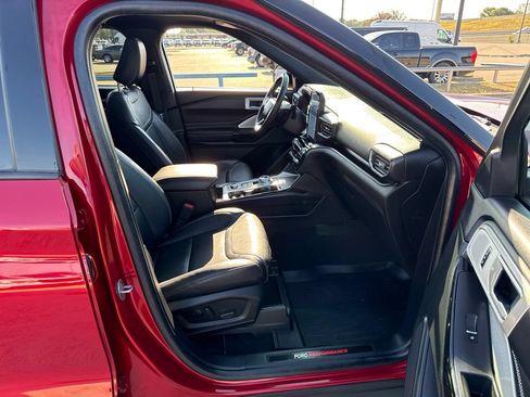 Used 2023 Ford Explorer ST w/ Equipment Group 401A AWD/4WD image 14