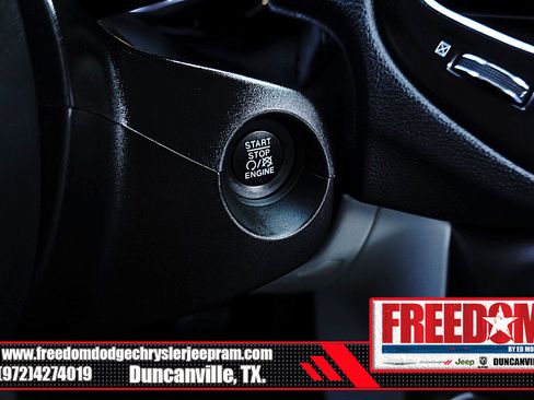 Used 2018 Jeep Compass Latitude FWD image 33