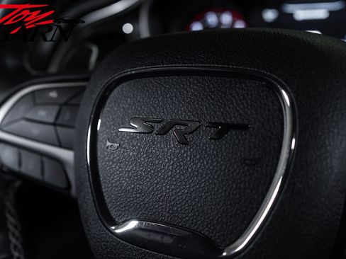 Used 2015 Dodge Challenger SRT Hellcat RWD image 30