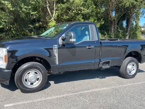 Used 2024 Ford F350 XL w/ Camper Package image 31