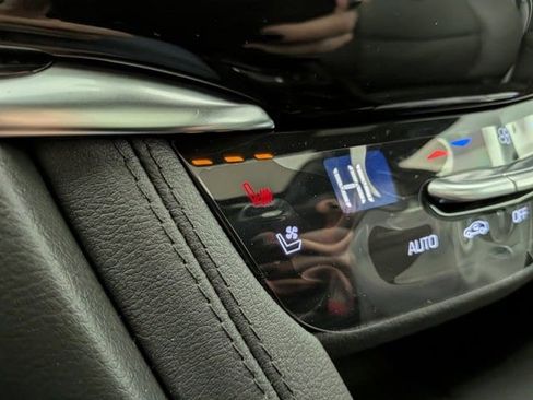 New 2025 Cadillac XT6 Sport image 9