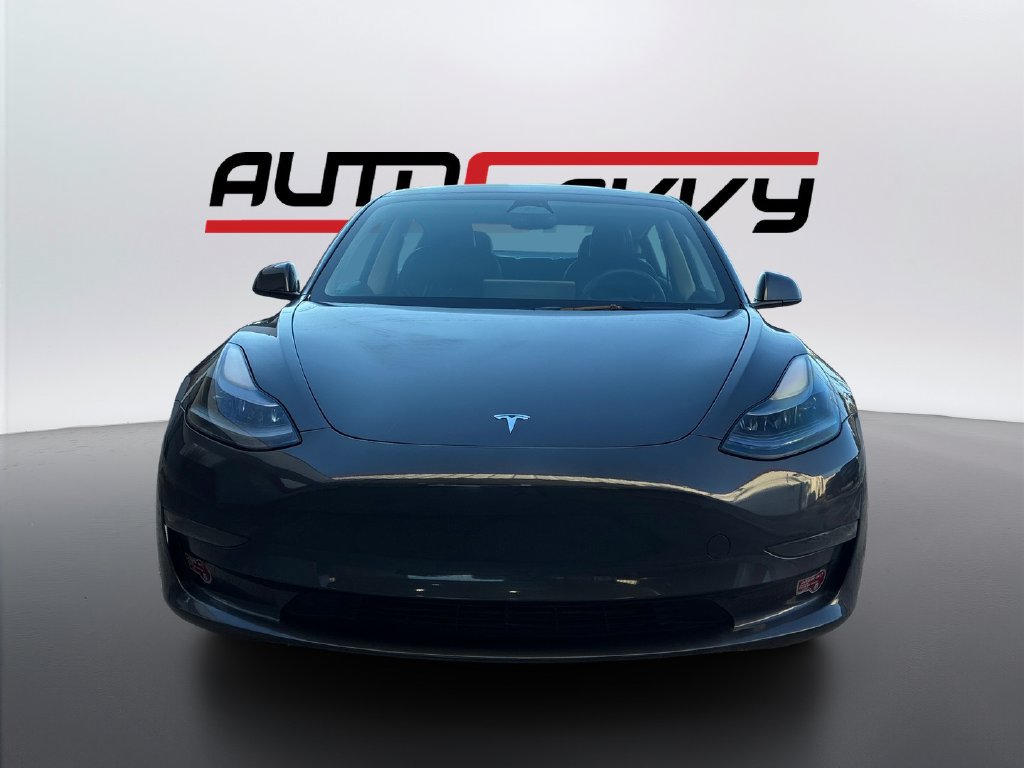 Used 2023 Tesla Model 3 Standard Range RWD image 2