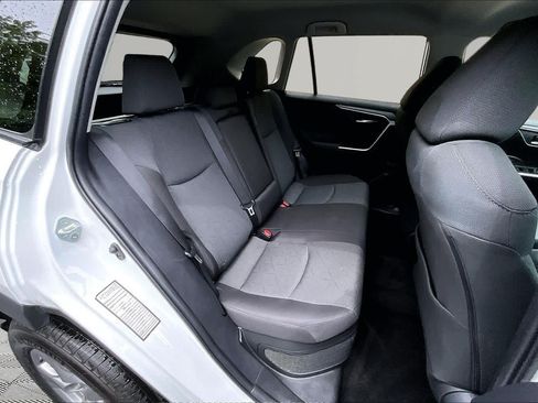 Certified 2025 Toyota RAV4 XLE AWD/4WD image 20