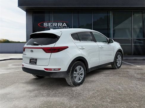 Used 2019 Kia Sportage LX image 5