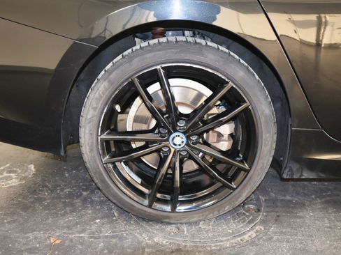 Used 2022 BMW 330e xDrive w/ M Sport Package image 41