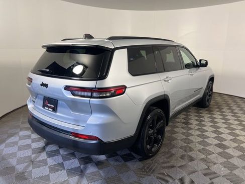 Certified 2023 Jeep Grand Cherokee L Altitude image 8