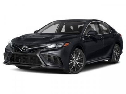 Used 2021 Toyota Camry SE w/ Cold Weather Package
