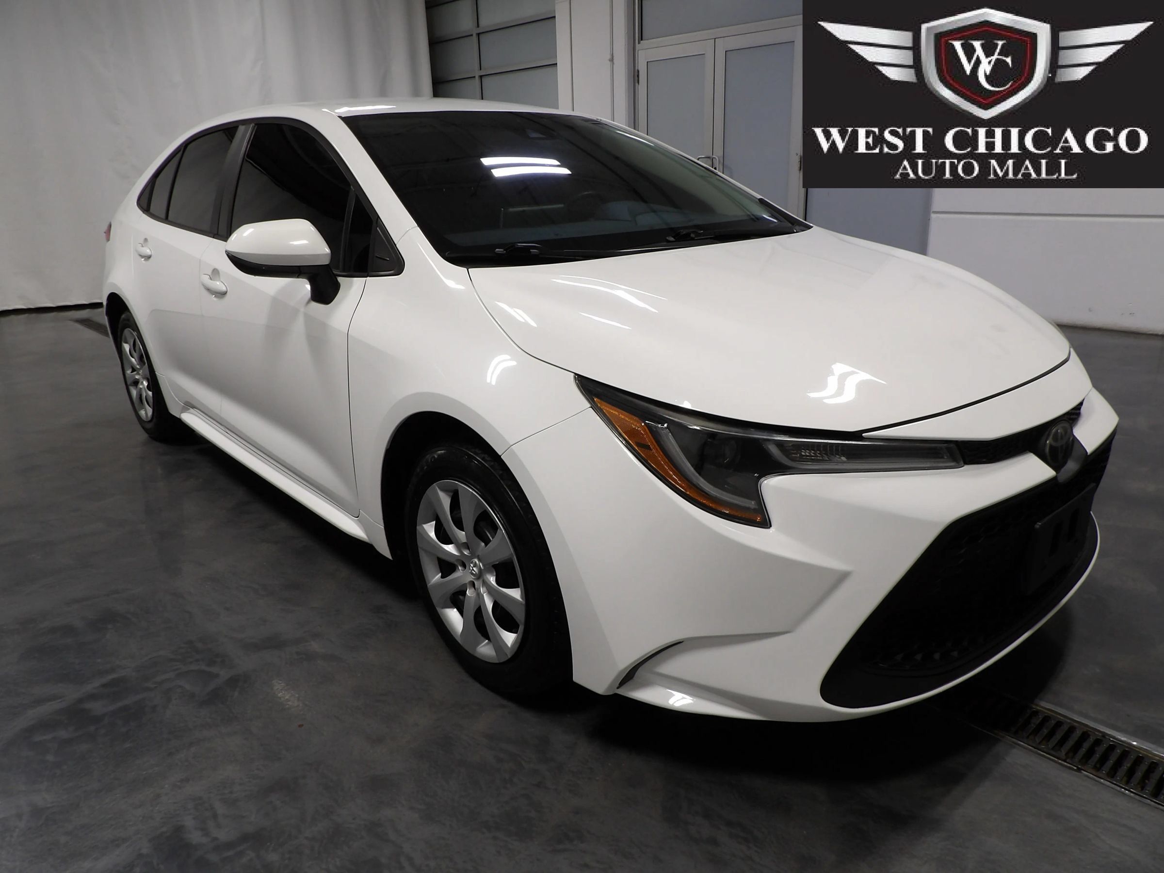 Used 2021 Toyota Corolla LE FWD image 1