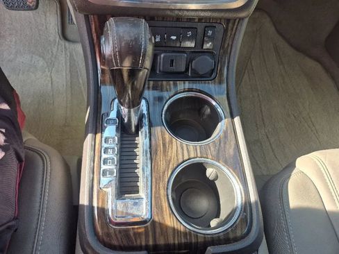Used 2015 GMC Acadia Denali FWD image 30