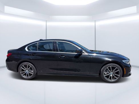 Used 2020 BMW 330i xDrive Sedan w/ Convenience Package AWD/4WD image 2