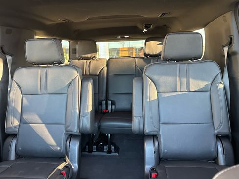 Certified 2022 Chevrolet Suburban RST image 25