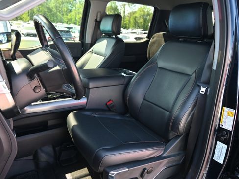 Used 2024 Ford F250 Lariat w/ Lariat Ultimate Package image 6