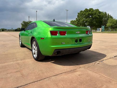 Used 2010 Chevrolet Camaro LT RWD image 7
