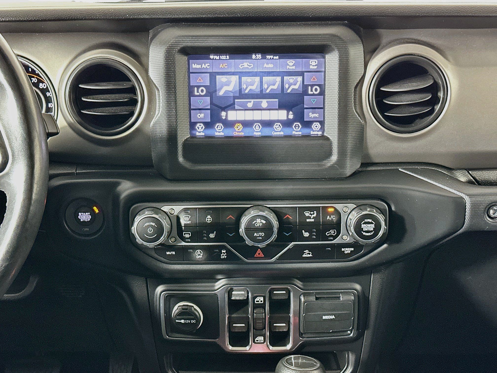 Used 2021 Jeep Gladiator Sport AWD/4WD image 22