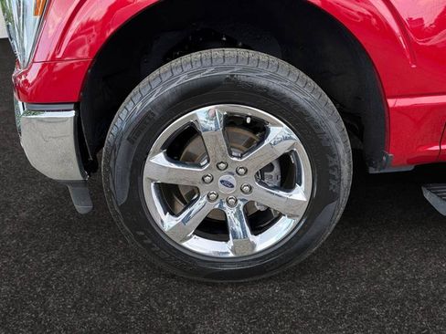 Used 2023 Ford F150 Lariat w/ Equipment Group 502A High AWD/4WD image 17