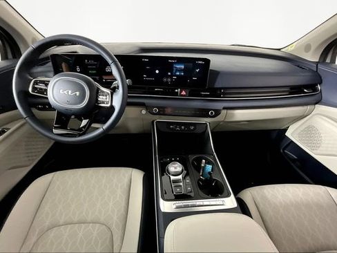 New 2026 Kia Carnival EX image 6