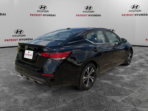 Used 2021 Nissan Sentra SV FWD image 3
