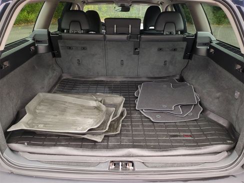 Used 2016 Volvo XC70 T5 Premier w/ Proximity Package image 25