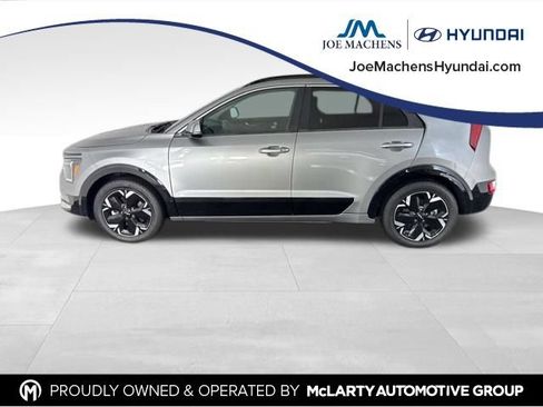 Used 2023 Kia Niro Wind w/ Wind Preserve Package FWD image 9